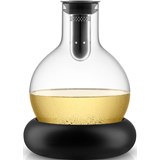 Decanter with perforated funnel with cool element